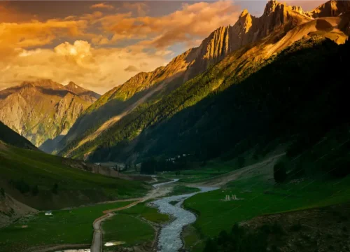 Best Time To Visit Kashmir